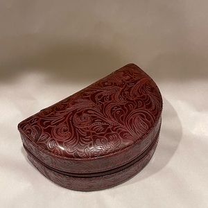 Dulwich Designs Jewelry Case